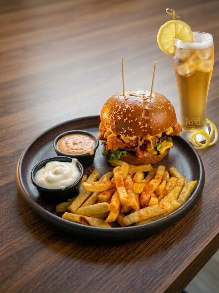 Jozi Cajun burger + soft drink