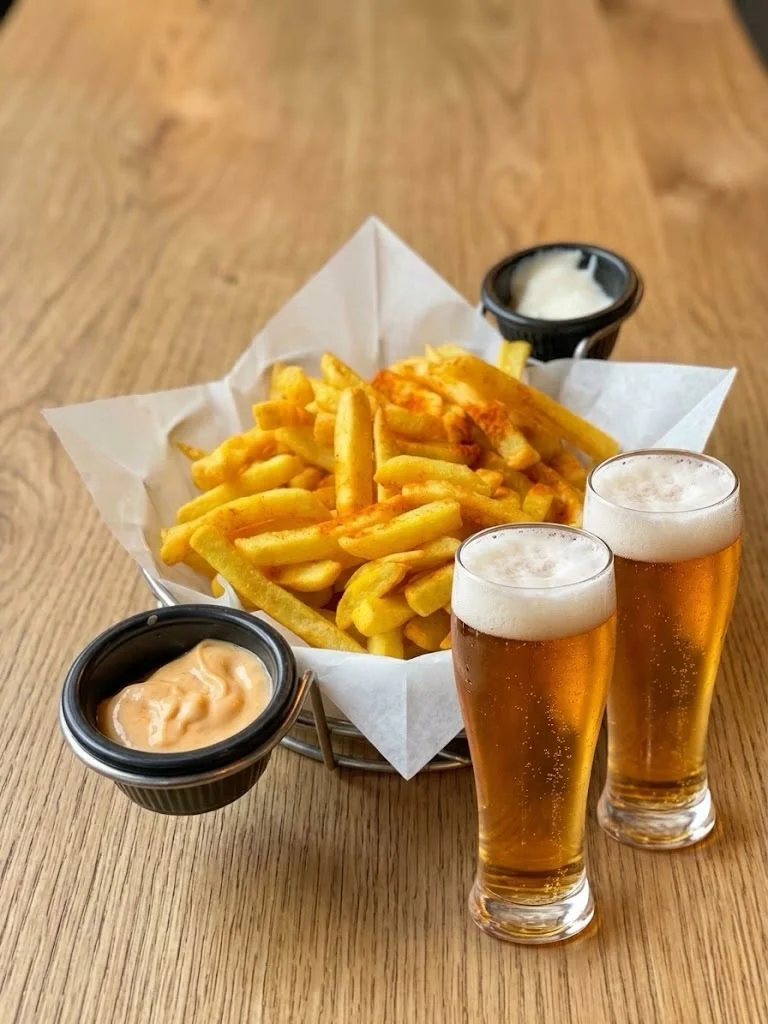 French fries + 2 × 33 cl draft beers