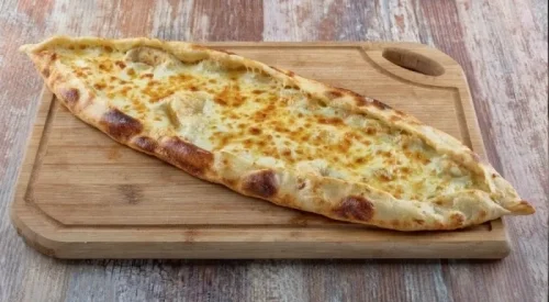 Closed Bafra Pide with Village Cheese