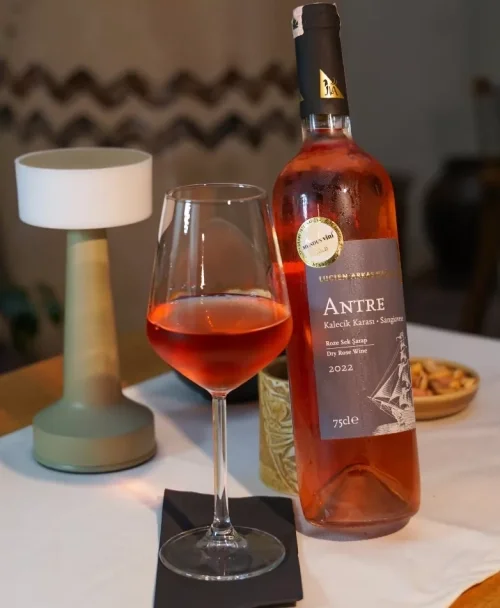 La Antre Kalecik Karası / Glass