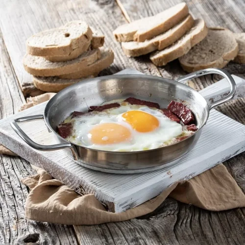 Eggs with Sucuk