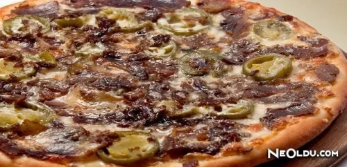 Pizza with Kavurma