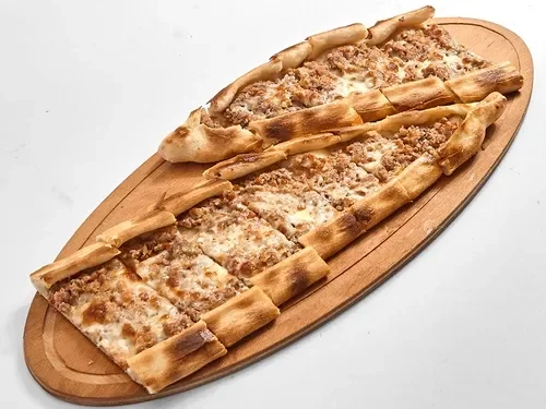 Minced Meat and Kaşar Cheese Pide